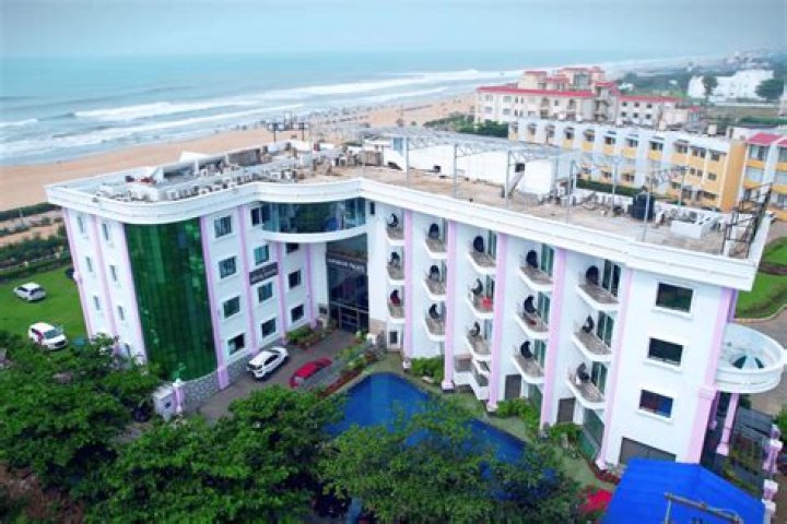 ଜମିଦାର ପ୍ୟାଲେଶ Jamindar’s Palace – Beach Side Hotel, Puri, India