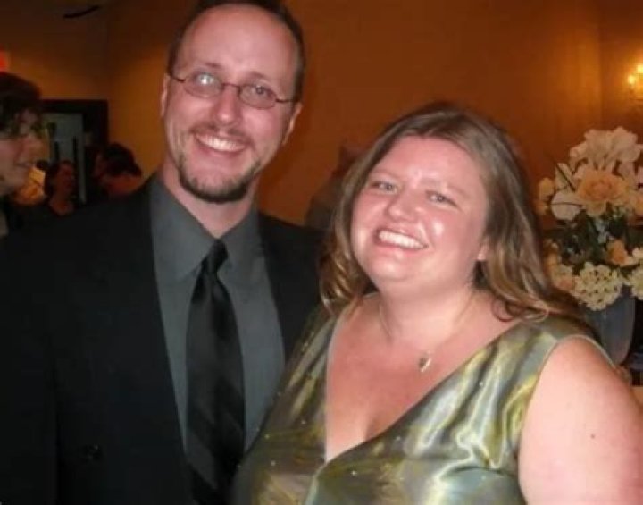 Robin Poage Bio, Wiki, Age, Net Worth, Husband Doug Walker and Height