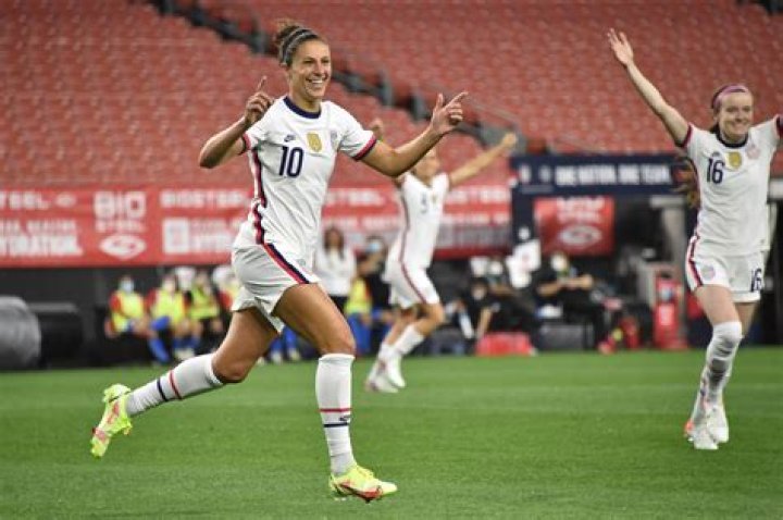 USWNT Carli Lloyd Announces Retirement – Her Net Worth And Family Explored